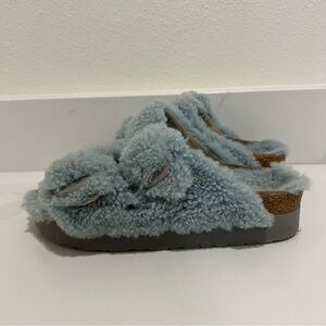 Birkenstock Papillio Arizona Big Buckle Shearling Slide Light Blue Size 38